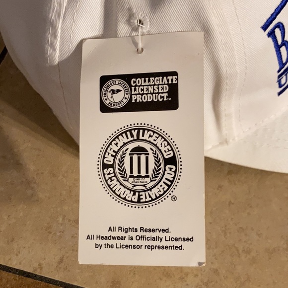 Vintage University of Cooperstown hat - Picture 6 of 11